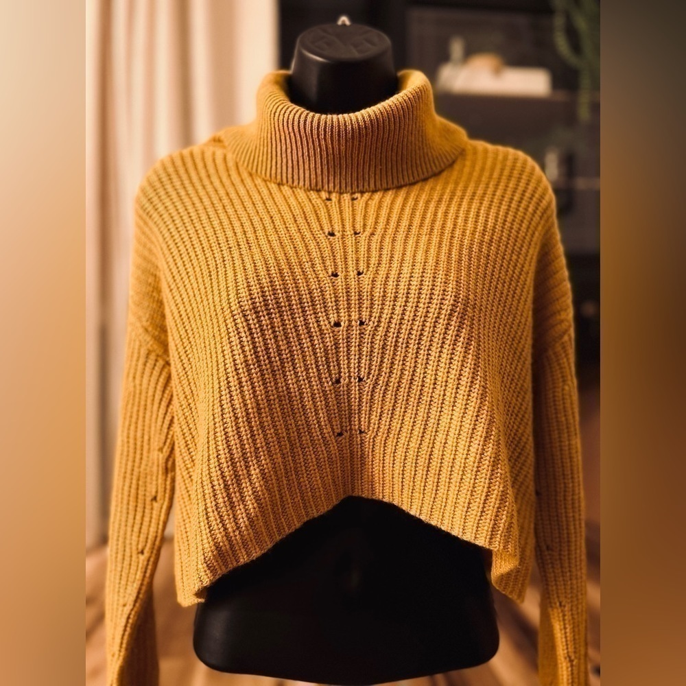 Olivaceous mustard yellow cropped knit sweater, size Small - Picture 4 of 10
